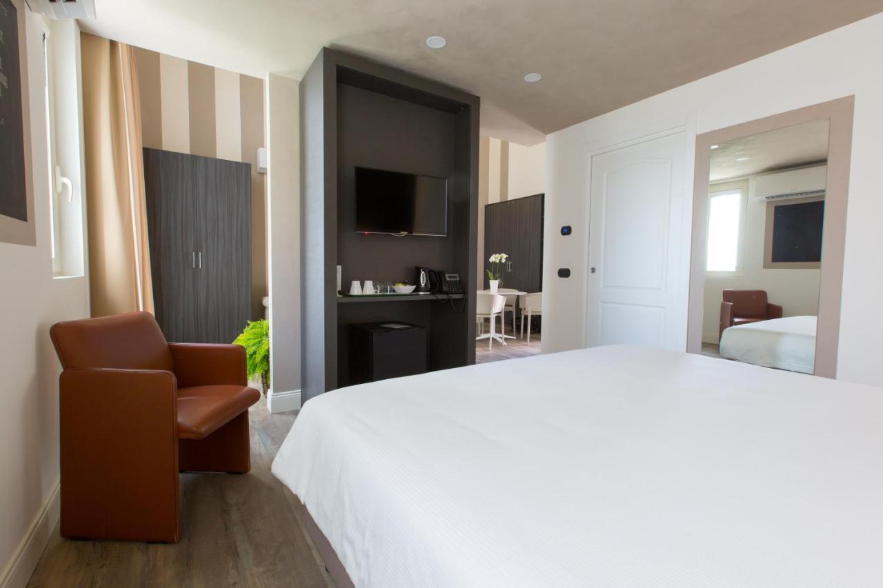 Al Campanile Aparthotel&Suite Baveno Exteriér fotografie