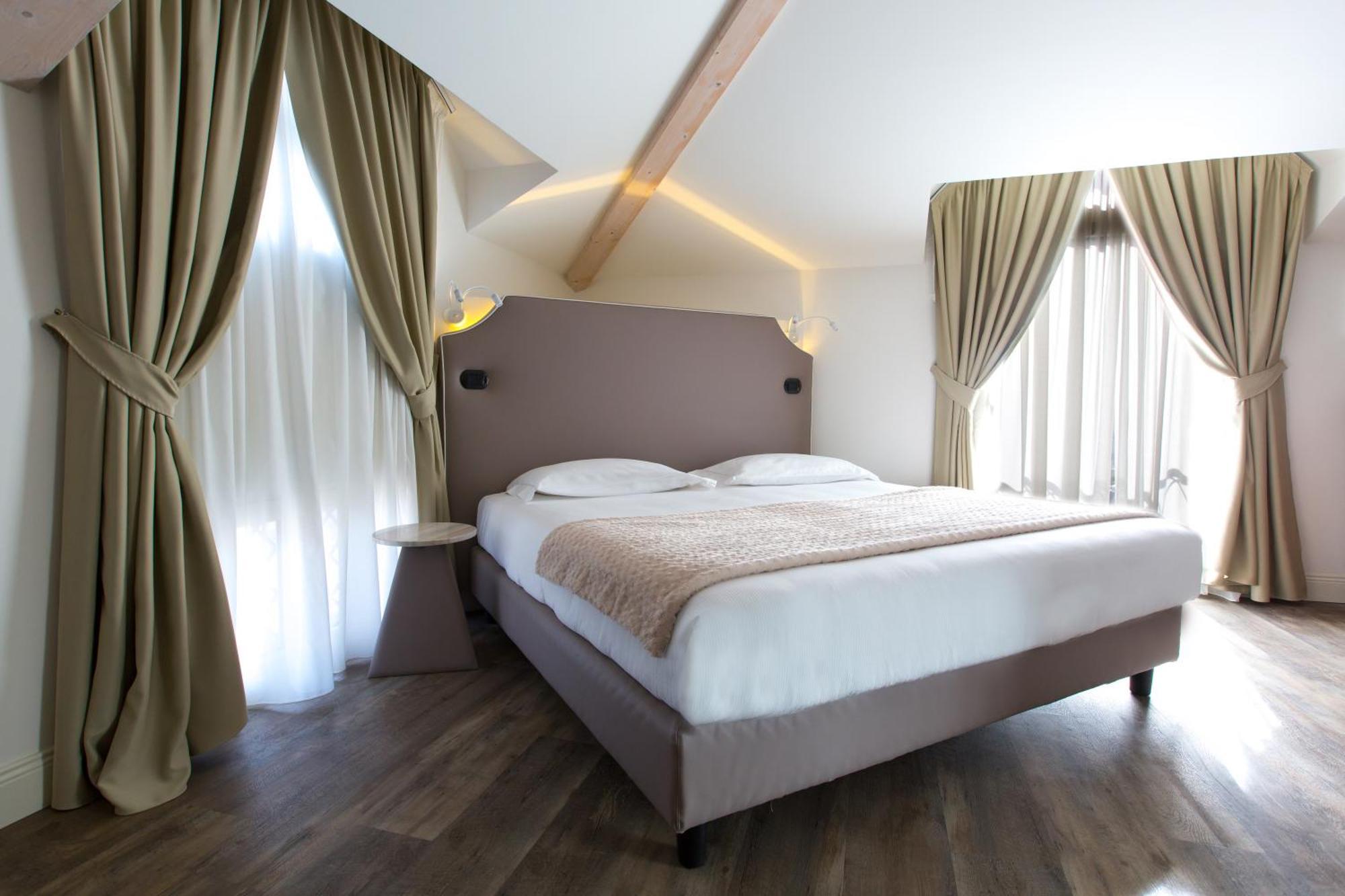 Al Campanile Aparthotel&Suite Baveno Exteriér fotografie