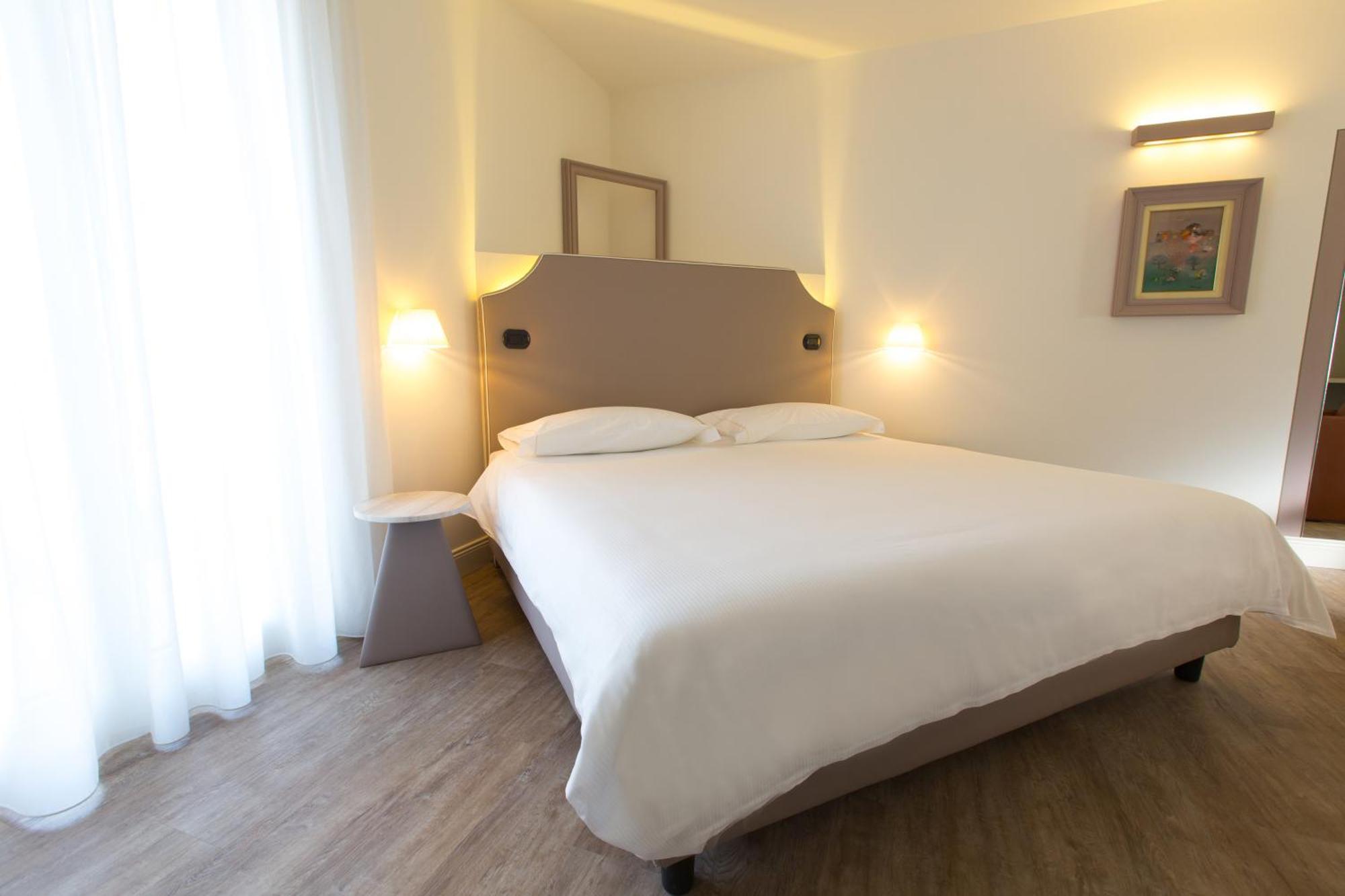 Al Campanile Aparthotel&Suite Baveno Exteriér fotografie